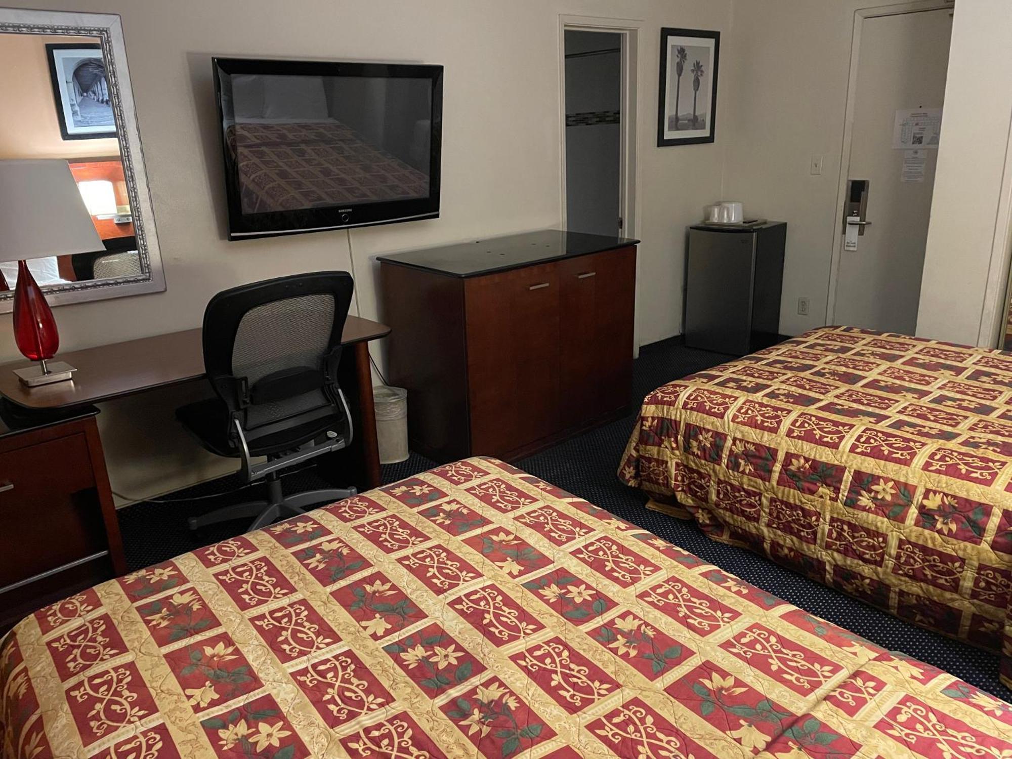 Grand Inn Фуллертон Экстерьер фото