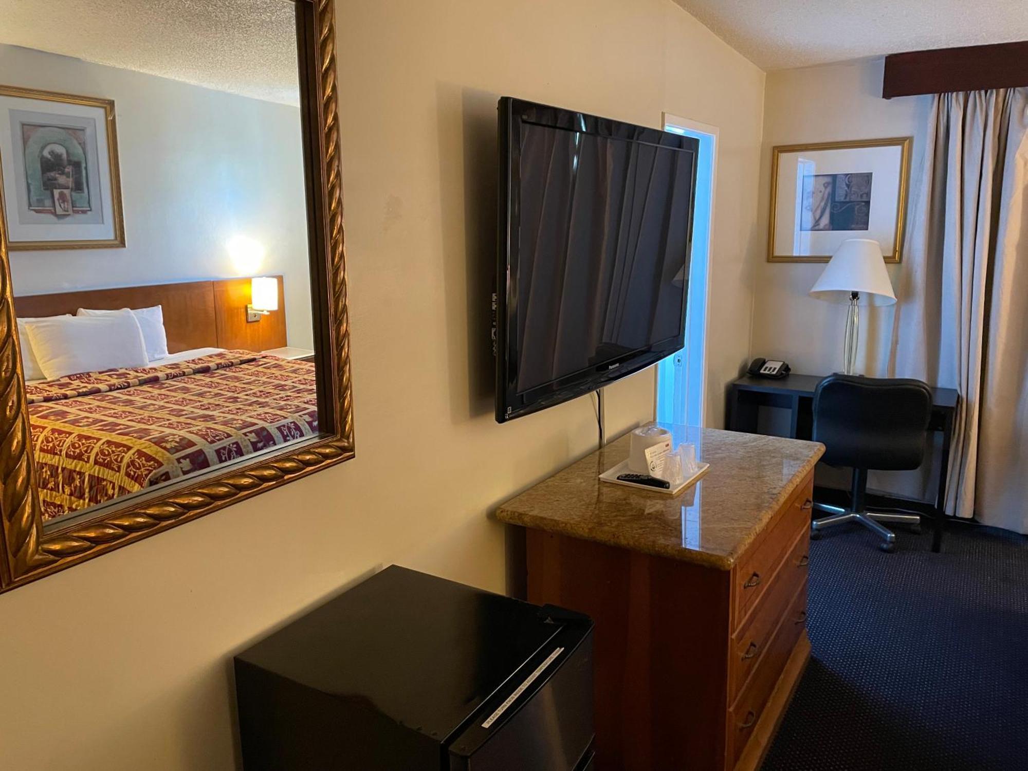 Grand Inn Фуллертон Экстерьер фото