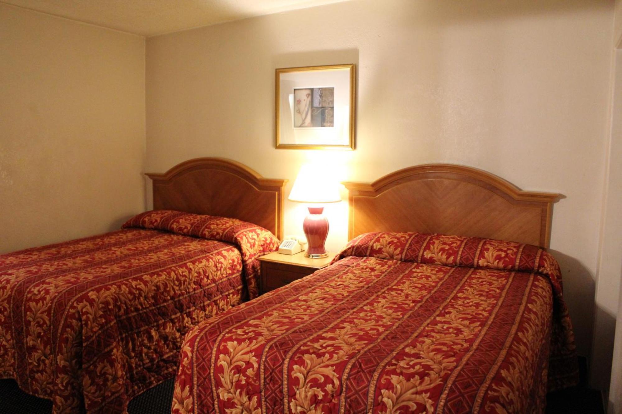 Grand Inn Фуллертон Экстерьер фото