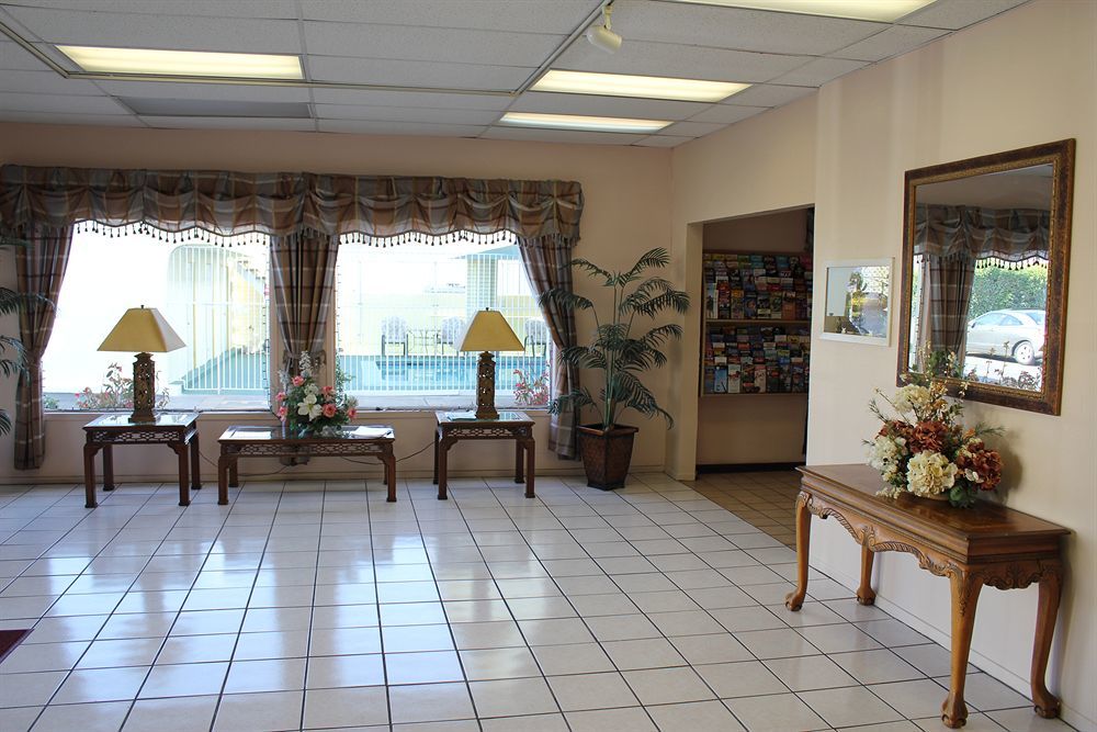 Grand Inn Фуллертон Экстерьер фото